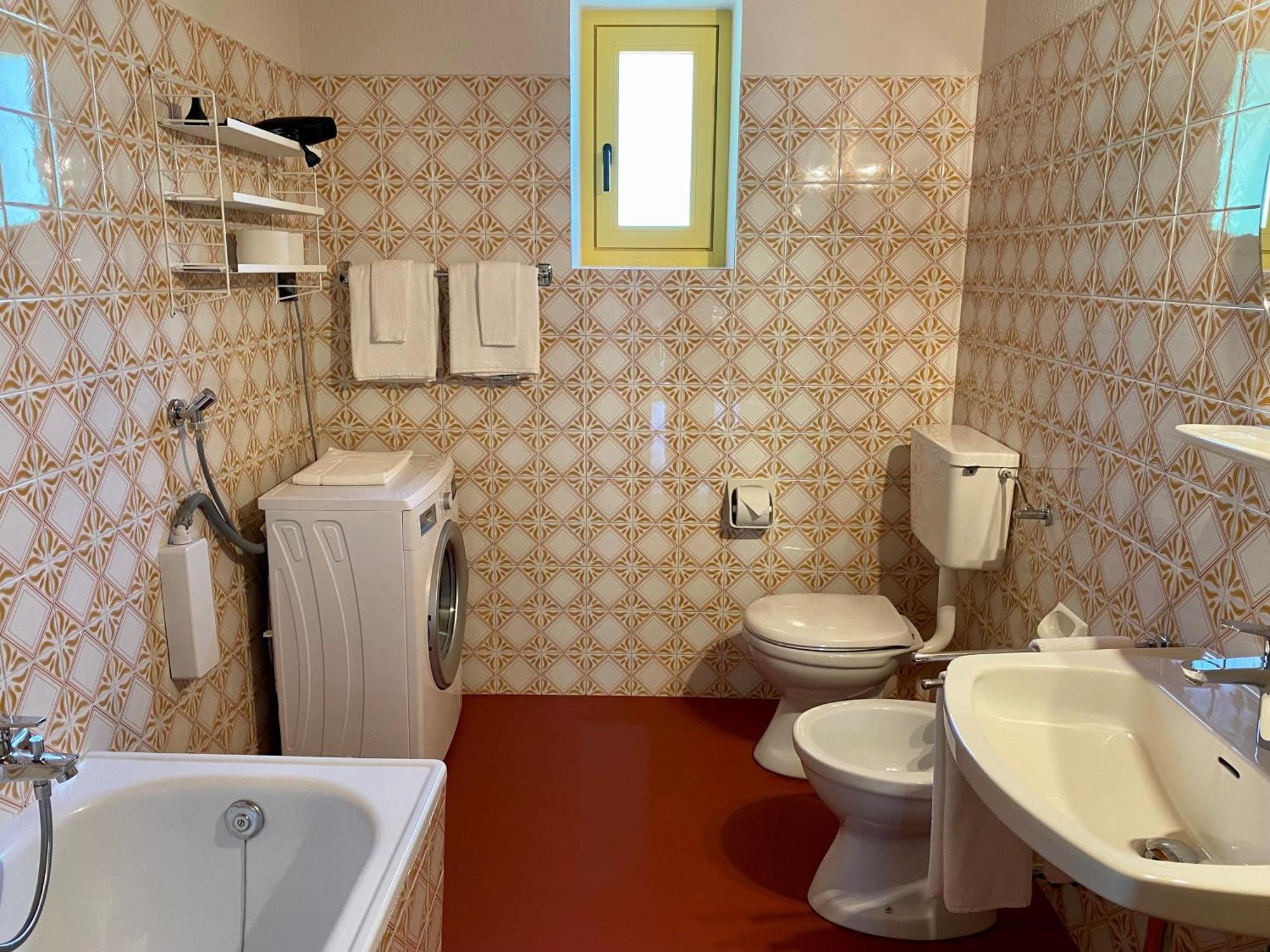 Miraodle Apartments Funes  Bagian luar foto